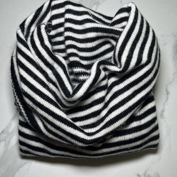 Alice + Olivia Base Cowl Neck Boxy Sweater Sz L Wool Angora Black Ivory Stripes - Picture 10 of 10